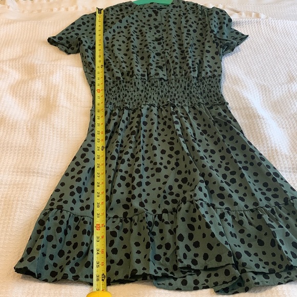 Green cheetah print dress. XL - Picture 5 of 10